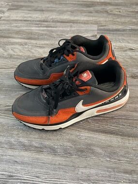 Nike air max LTD Men's Black Orange and white sneakers